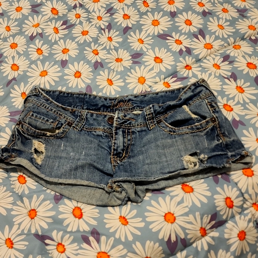Vanity shorts